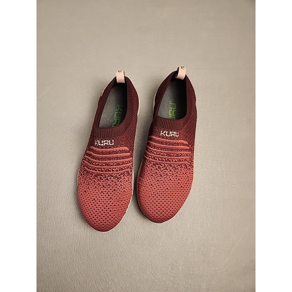 pre-owned condition! KURU Women's Stride Slip-On Sneaker. Size 8.5